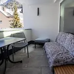 شقة Place2be ايشجل