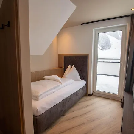 Place2be Apartment *